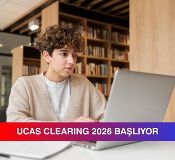 İngiltere lisans programlarındaki son kontenjanlara başvuru yapılmasına imkan tanıyan UCAS Clearing'in 2026 başvurularının başlamak üzere olduğunu duyuran görsel